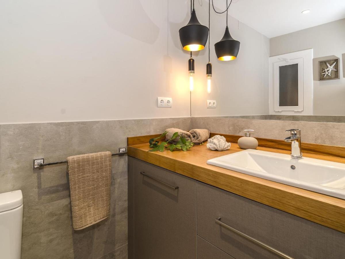 Sitges Spaces Deluxe Centre Apartment Bagian luar foto