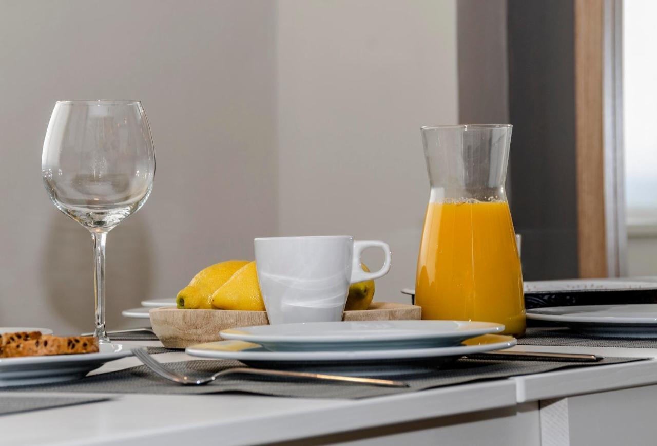 Sitges Spaces Deluxe Centre Apartment Bagian luar foto